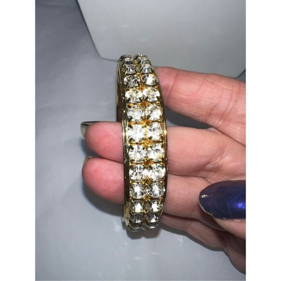 Vintage‎ Gold Tone and Rhinestone Bangle Bracelet - Picture 6 of 6